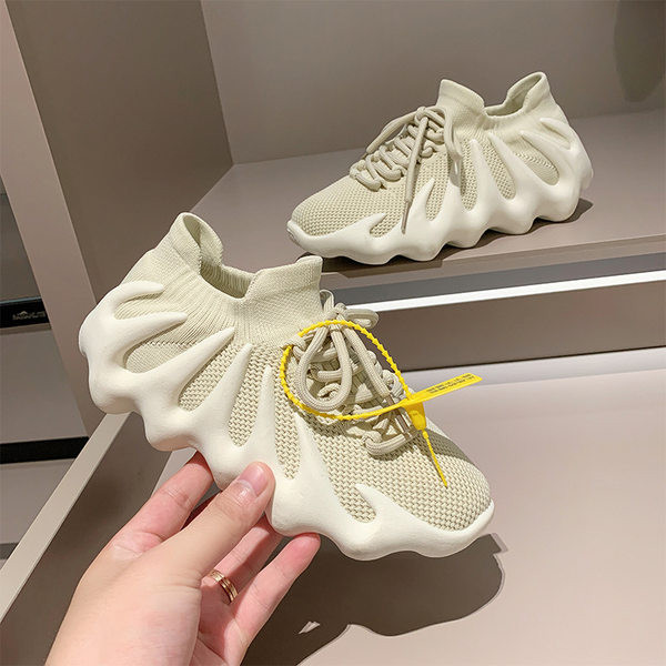 Alkalmi női tornacipő fűzővel - három színben