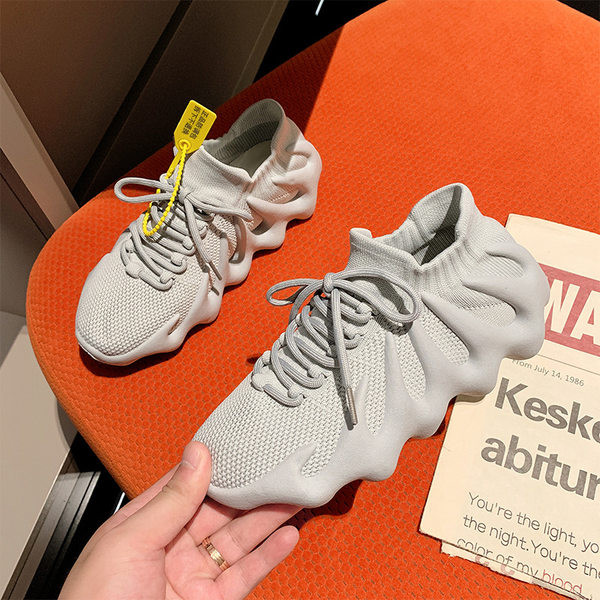 Alkalmi női tornacipő fűzővel - három színben