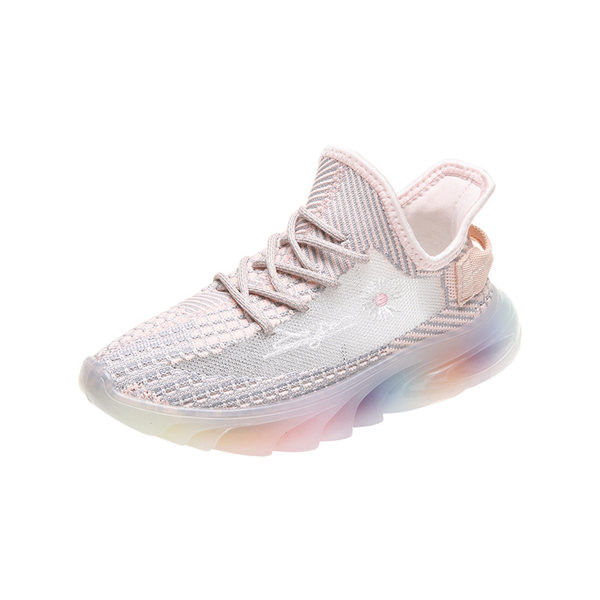 Võrgusilma ja tikandiga naiste sporditossud