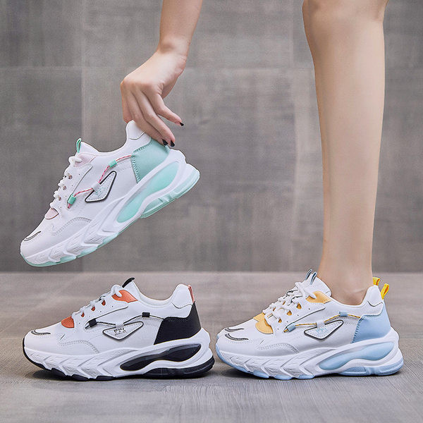 Naiste paeltega tossud - valge