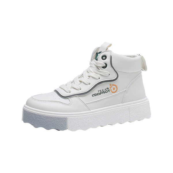 Naiste pahkluu kõrgusega tossud