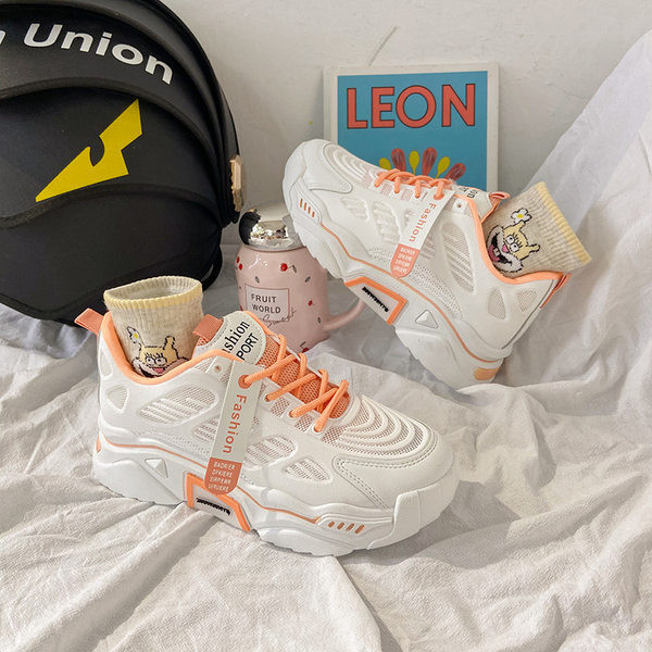 Дамски маратонки с връзки в няколко модела