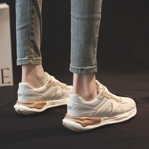 Γυναικεία sneakers από οικολογικό δέρμα και οικολογικό καστόρι