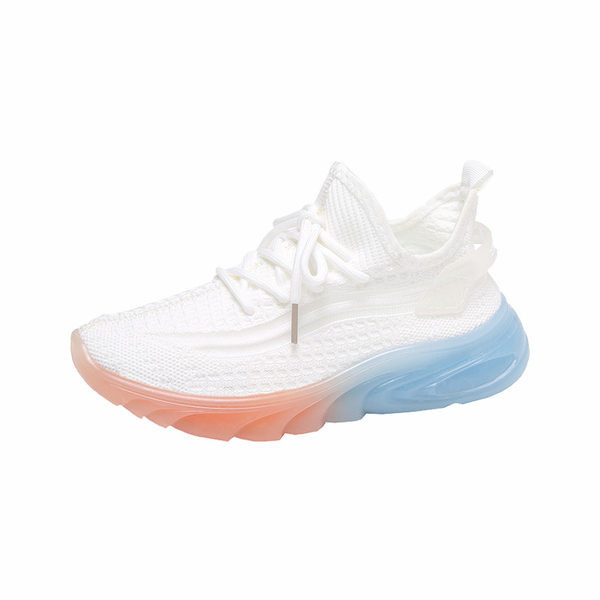 Naiste vabaaja paeltega võrgust tossud