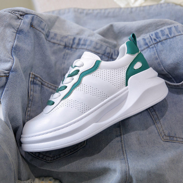 Új fűzős műbőr tornacipő modell