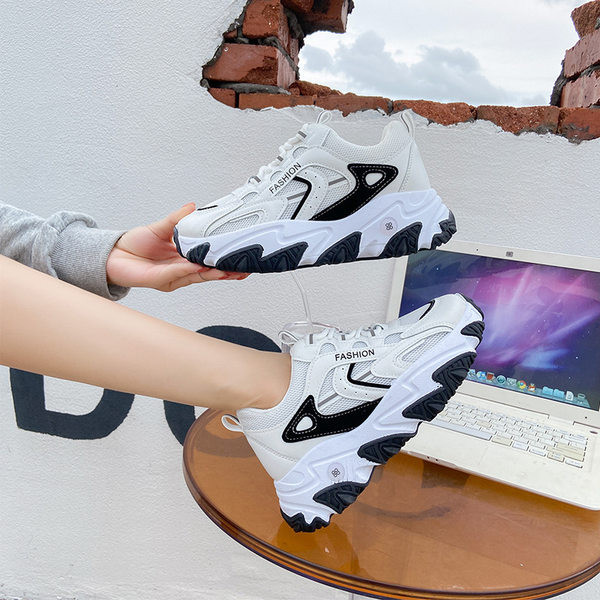 Ежедневни спортни обувки с груба подметка