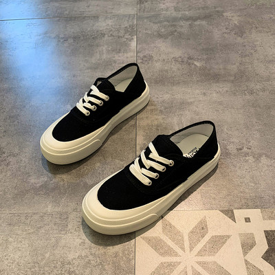 Γυναικεία casual sneakers από ύφασμα με κορδόνια - πολλά χρώματα