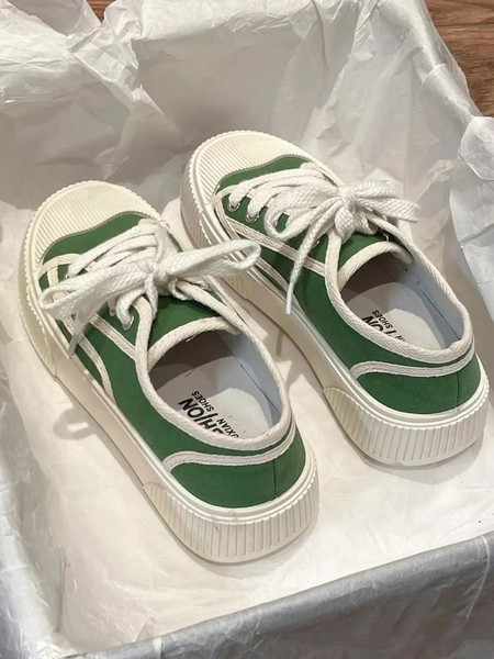 Дамски кецове с връзки в четири цвята