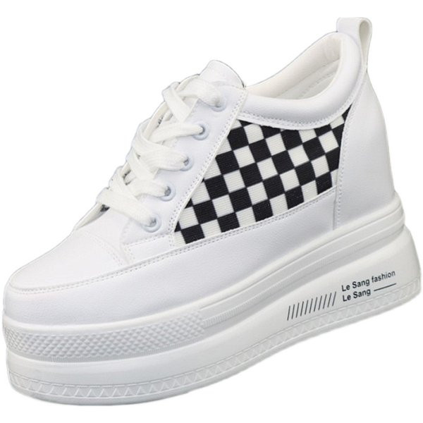 Sneakers με ψηλή πλατφόρμα με δεσμούς σε λευκό χρώμα