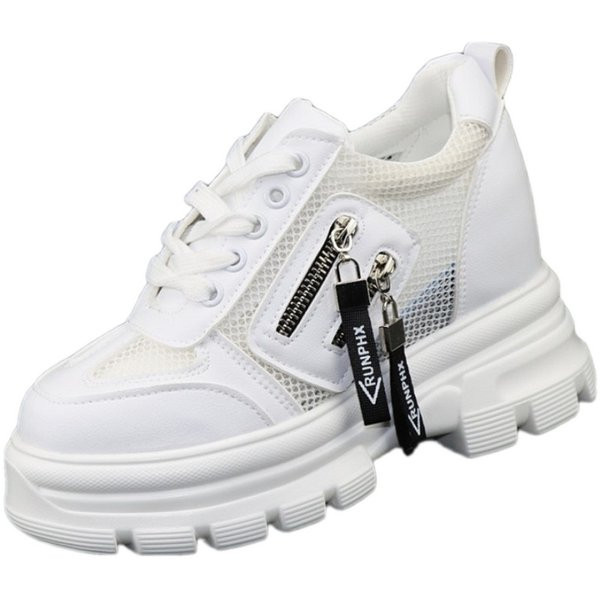 Novi model ženskih tenisica sa grubim đonom - bijele i crne boje