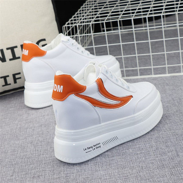 Kõrge platvormiga vabaaja naiste nahast tossud