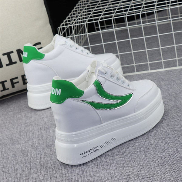 Kõrge platvormiga vabaaja naiste nahast tossud