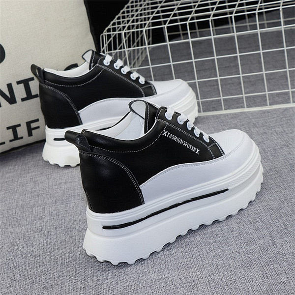 Kunstnahast kõrge tallaga naiste tossud