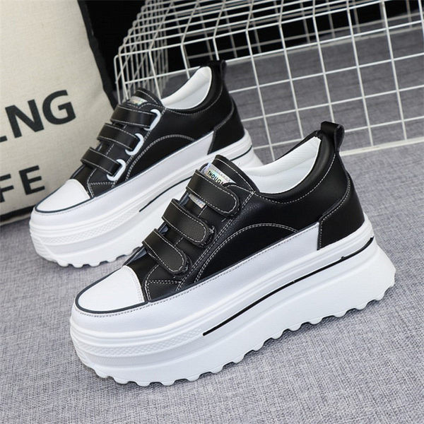 Vabaaja platvormiga tossud