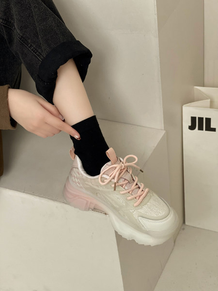 Női tornacipő színes nyakkendővel - két színben