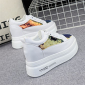 Μοντέρνα γυναικεία sneakers με παγιέτες