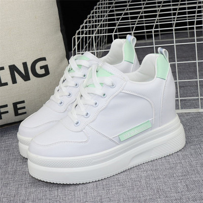 Пролетно-есенни кецове от еко кожа със скрита платформа