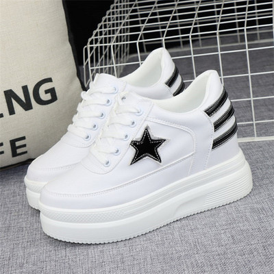 Γυναικεία sneakers πλατφόρμα με κορδόνια σε τρία χρώματα