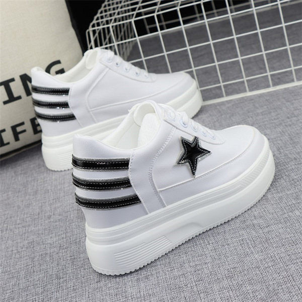 Γυναικεία sneakers πλατφόρμα με κορδόνια σε τρία χρώματα