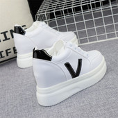 Νέο μοντέλο γυναικεία sneakers από οικολογικό δέρμα με πλατφόρμα 8 cm