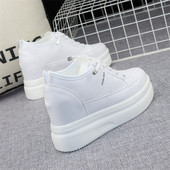 Alkalmi cipő fekete-fehér fűzővel