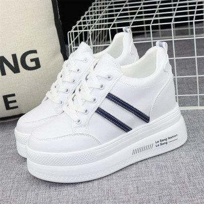 Naiste tossud kõrge tallaga vabaaja mudel