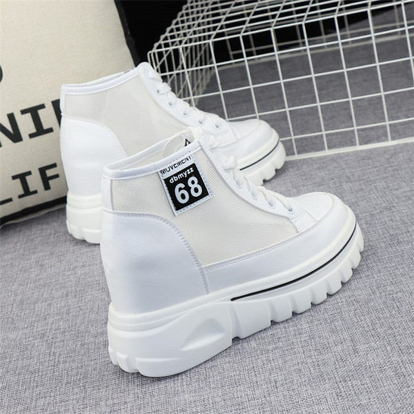 Fehér női tornacipő hálóval és nyakkendővel