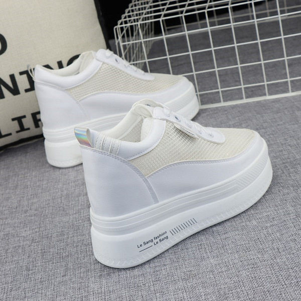 Võrkosa ja peidetud 10 cm platvormiga kevadtossud