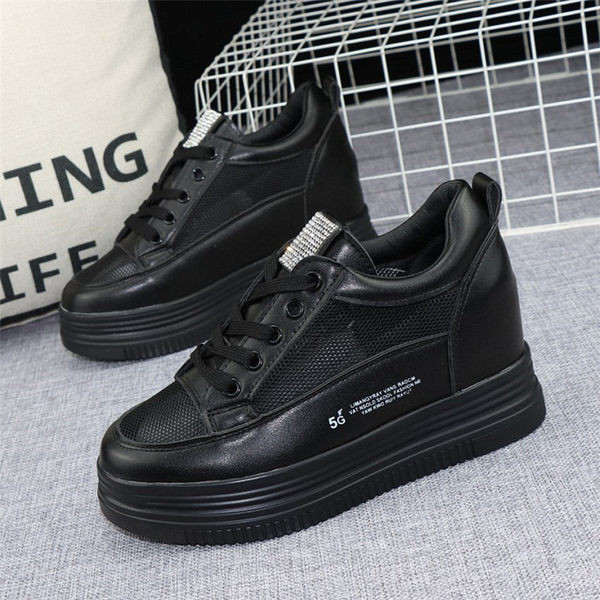 Ανοιξιάτικο-καλοκαίρι sneakers από οικολογικό δέρμα με διχτυωτό μέρος