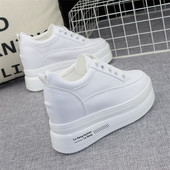 Naiste tossud paelte ja tallaga 10 cm