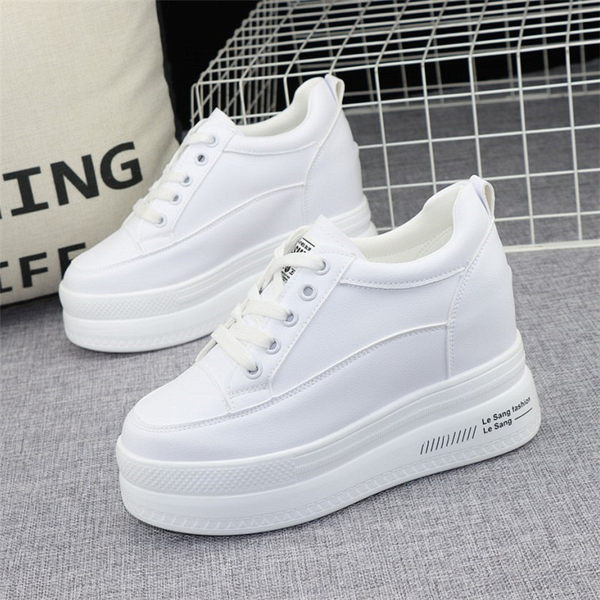 Naiste tossud paelte ja tallaga 10 cm