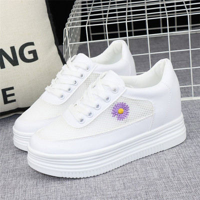 Дамски кецове със скрита 7см платформа и бродерия