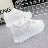 Casual sneakers με δίχτυ και πλατφόρμα 8 cm