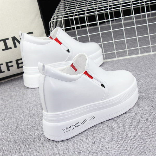 Naiste kõrge platvormiga kingad - kaks värvi