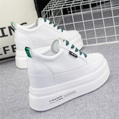 Γυναικεία sneakers από οικολογικό δέρμα απλό μοντέλο με πλατφόρμα ύψους 10 cm