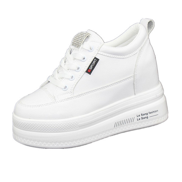 Női tornacipő eko bőrből, sima modellből, 10 cm magas platformmal