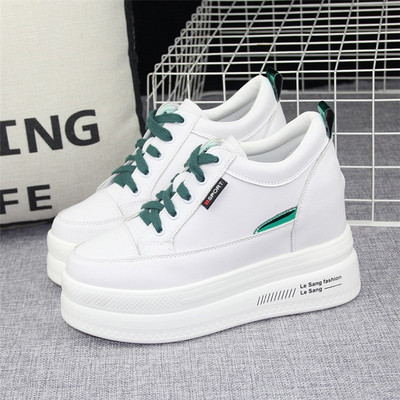 Νέο μοντέλο γυναικεία sneakers από έκο δέρμα - λευκό χρώμα