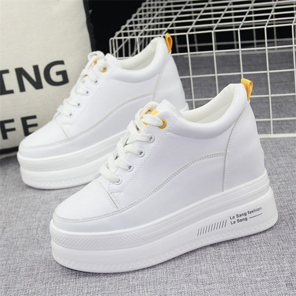 Γυναικεία ψηλά sneakers με ψηλή σόλα - λευκό χρώμα