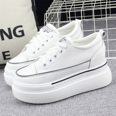 Ежедневни кецове с равна подметка - за жени