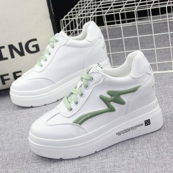 Casual γυναικεία sneakers από έκο δέρμα με πλατφόρμα