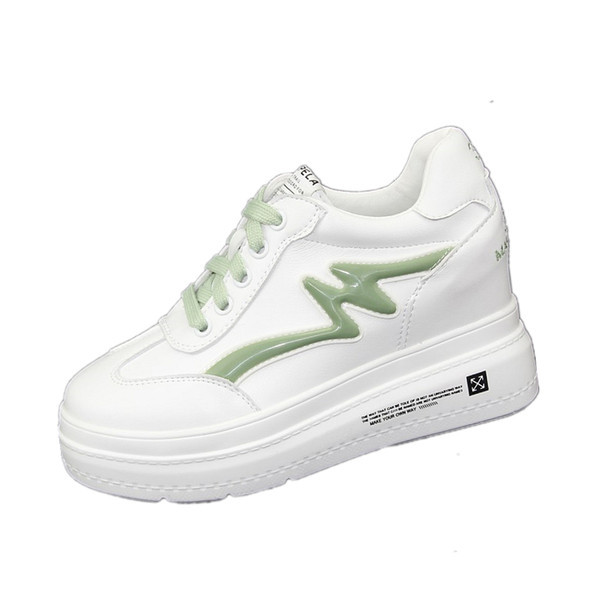 Casual γυναικεία sneakers από έκο δέρμα με πλατφόρμα