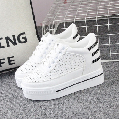 Γυναικεία sneakers πλατφόρμας σε τέσσερα χρώματα