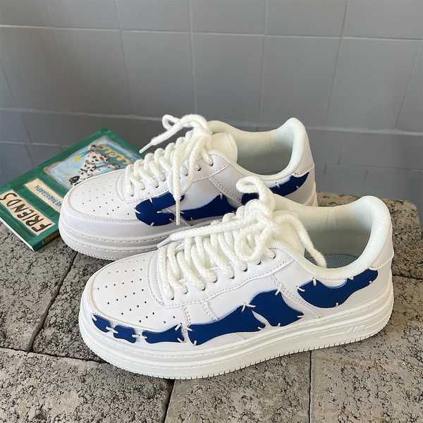 Női tornacipő három színben nyakkendővel