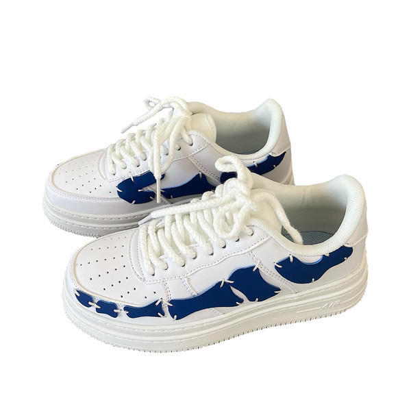 Női tornacipő három színben nyakkendővel