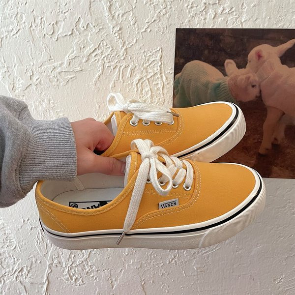 Lameda tallaga vabaajalised tekstiilist tossud