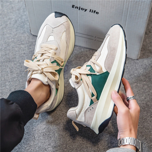 Paeltega meeste sporditossud - mitut värvi