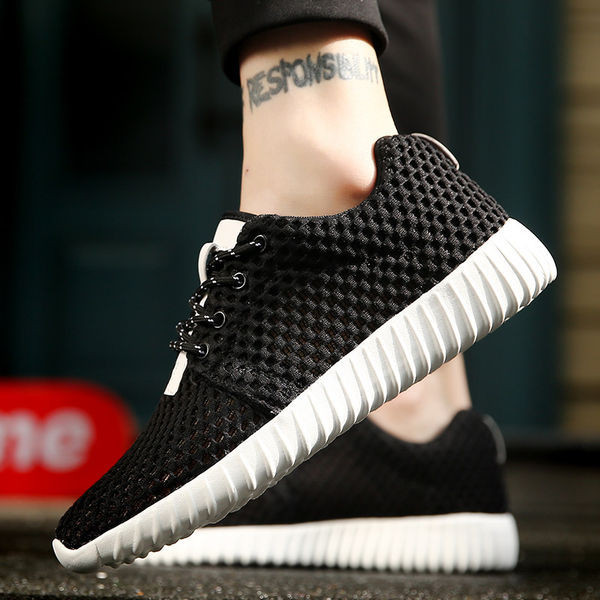 Férfi légáteresztő tornacipő fűzővel