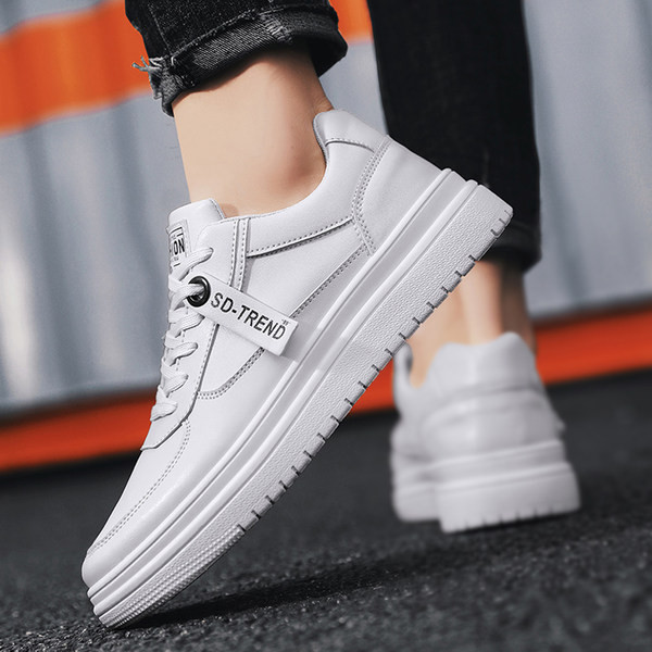 Мъжки едноцветни кецове от еко кожа 