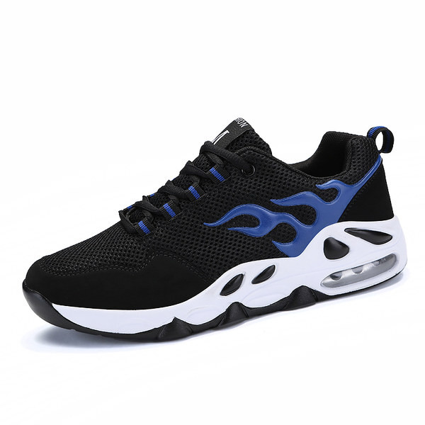 Musta värvi paeltega meeste tossud