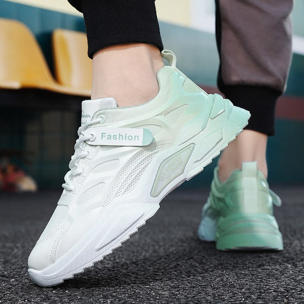 Meeste tossud pealdisega ja kareda tallaga - mitut värvi